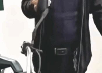 T3010013 Crushed and Left part2